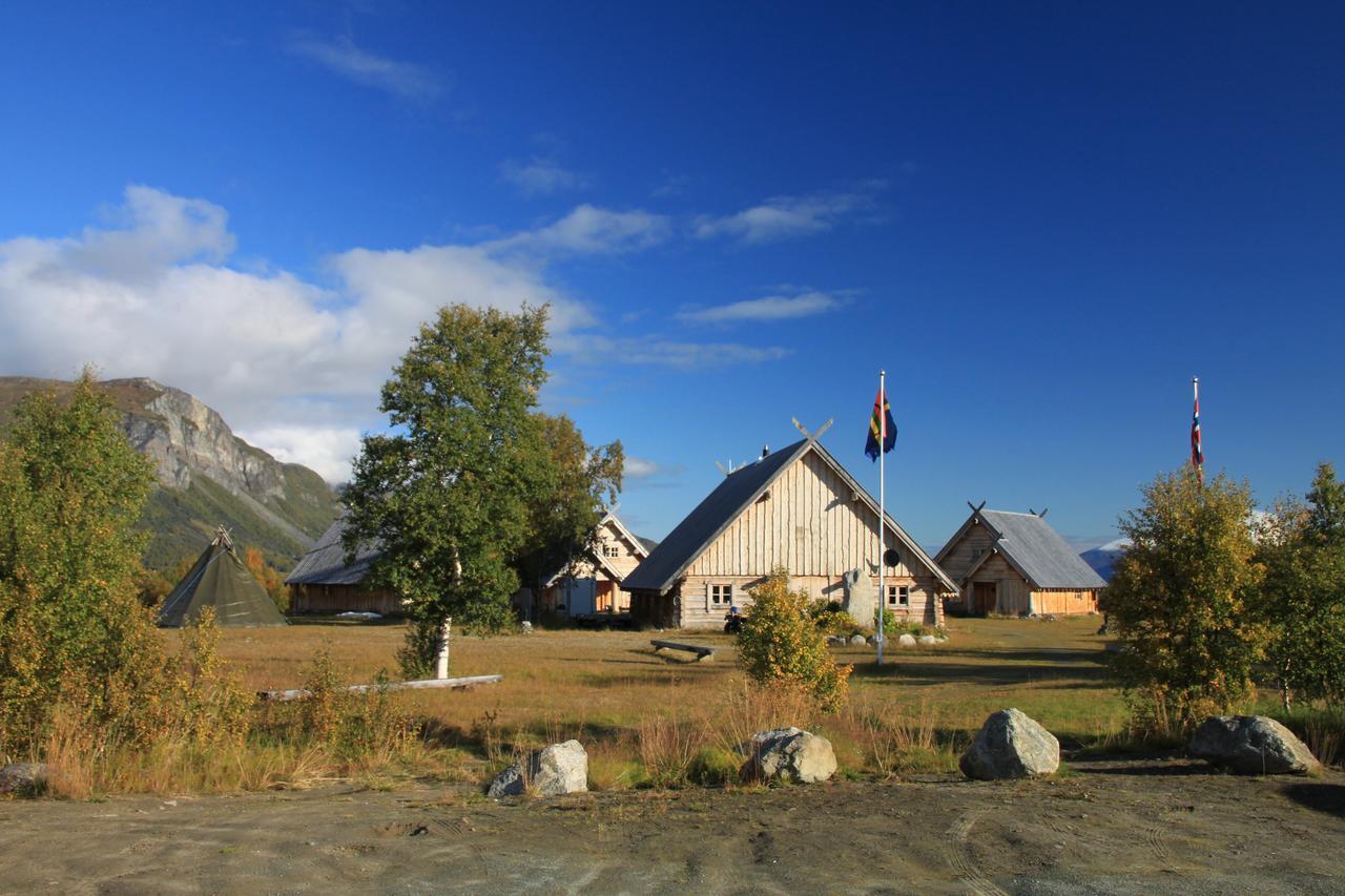 Viking Cabins - Mit Fablab - Solvik Kvalvik  エクステリア 写真